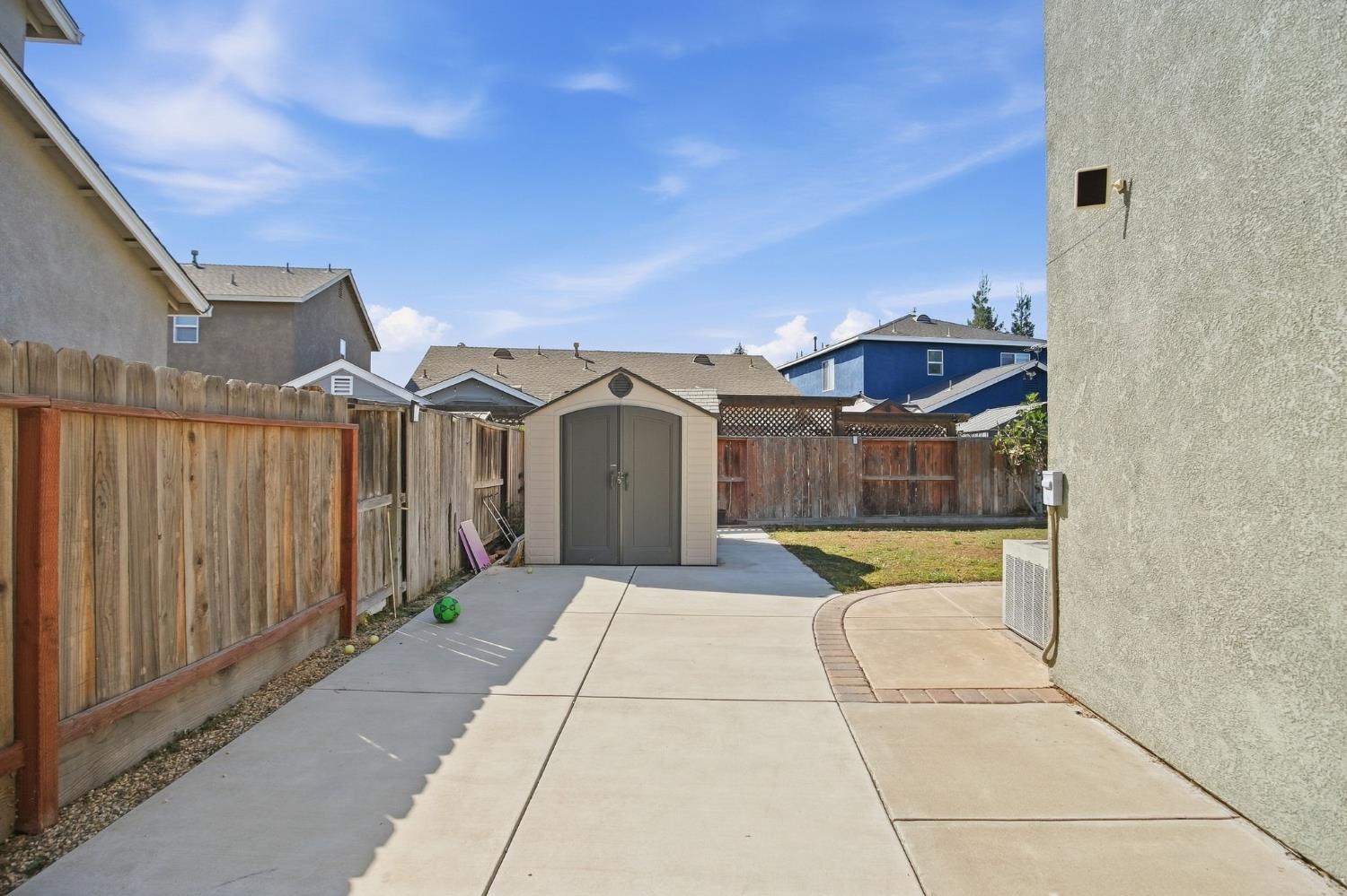 4185 Pathway Ln, Turlock, CA 95382