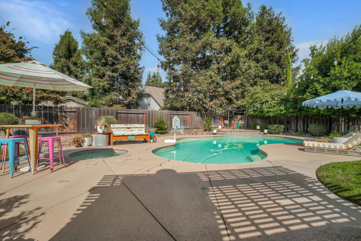 1845 Madelynne Ct, Turlock, CA 95382
