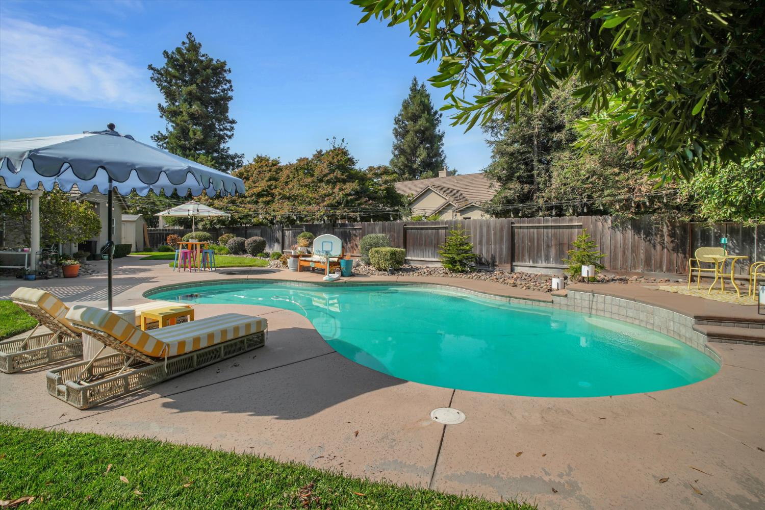 1845 Madelynne Ct, Turlock, CA 95382