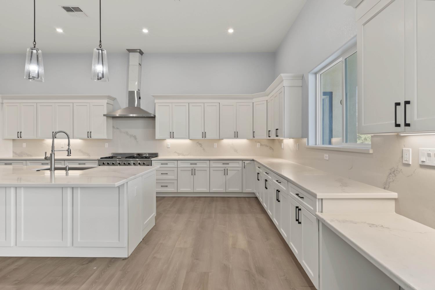3709 Blue Gum Ave, Modesto, CA 95358