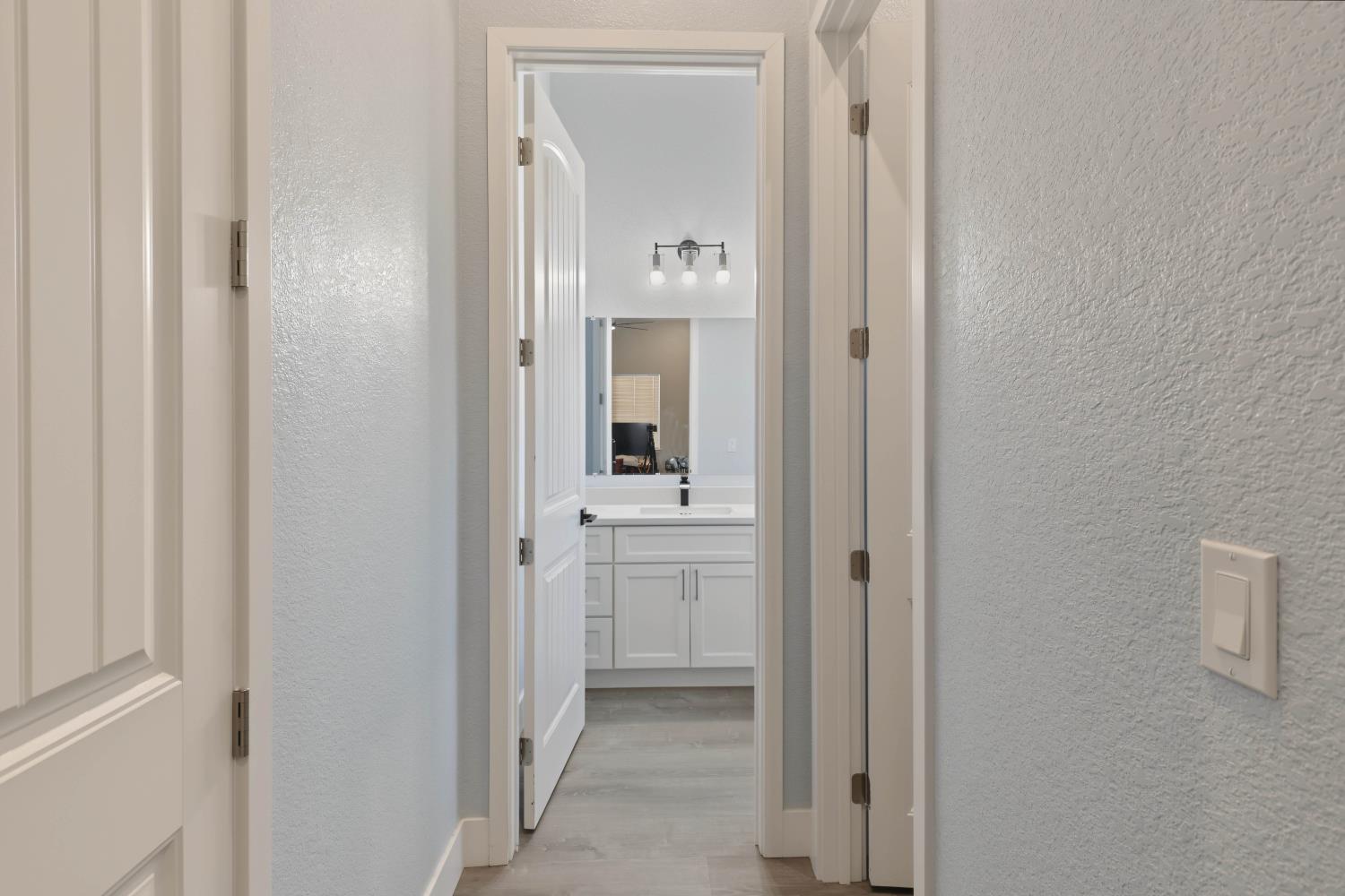 3709 Blue Gum Ave, Modesto, CA 95358