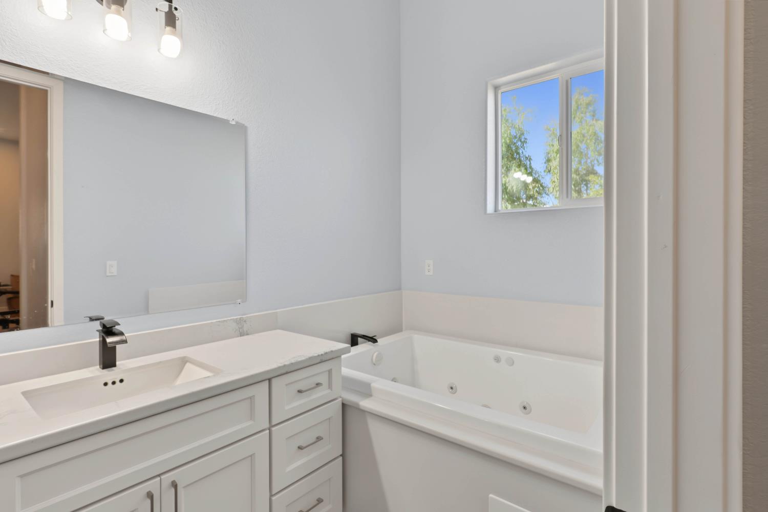 3709 Blue Gum Ave, Modesto, CA 95358