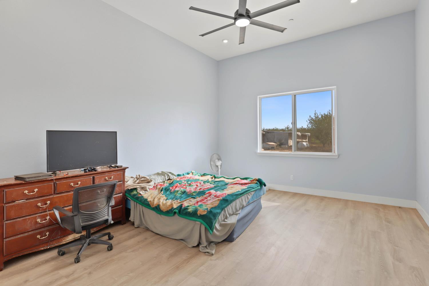 3709 Blue Gum Ave, Modesto, CA 95358