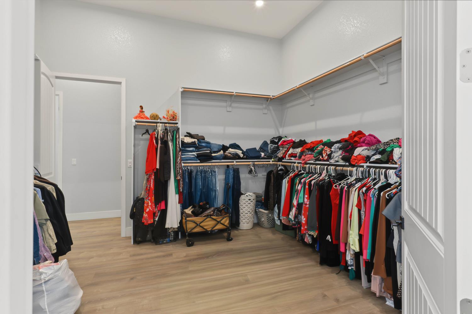 3709 Blue Gum Ave, Modesto, CA 95358