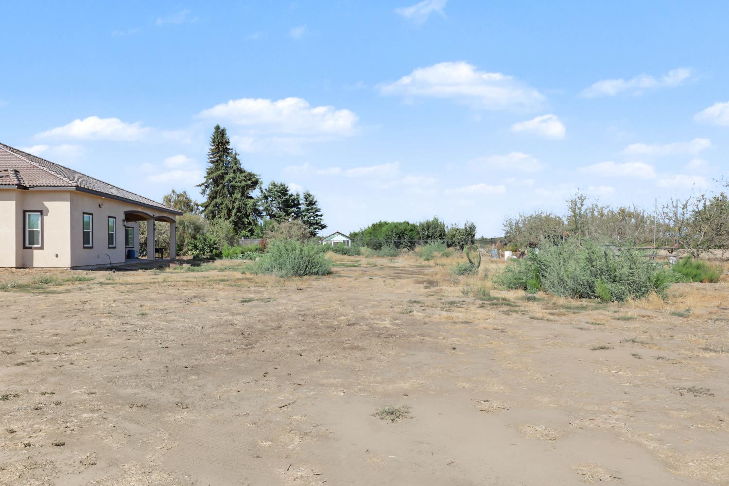 3709 Blue Gum Ave, Modesto, CA 95358