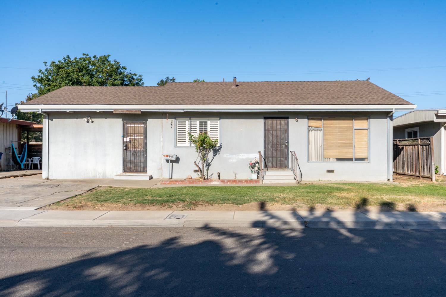 841 Pennsylvania Ave, Los Banos, CA 93635