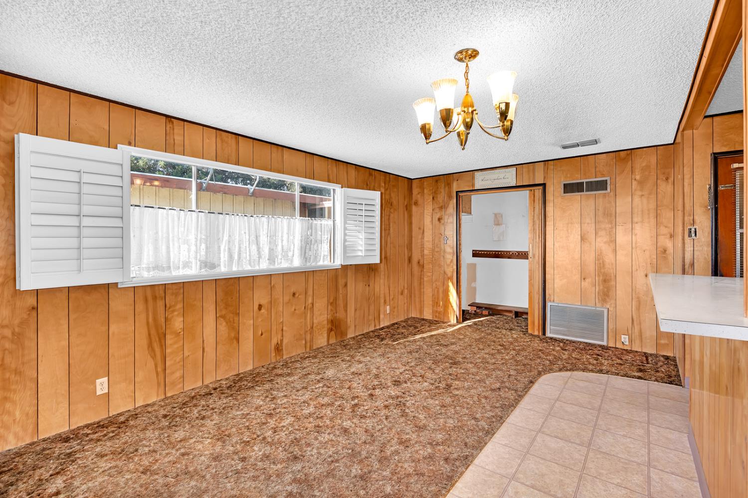 841 Pennsylvania Ave, Los Banos, CA 93635
