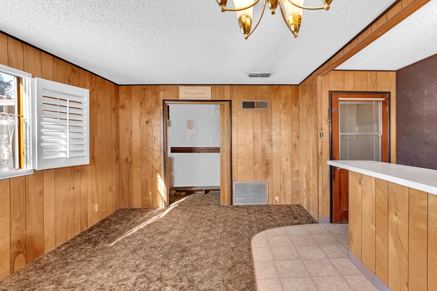 841 Pennsylvania Ave, Los Banos, CA 93635