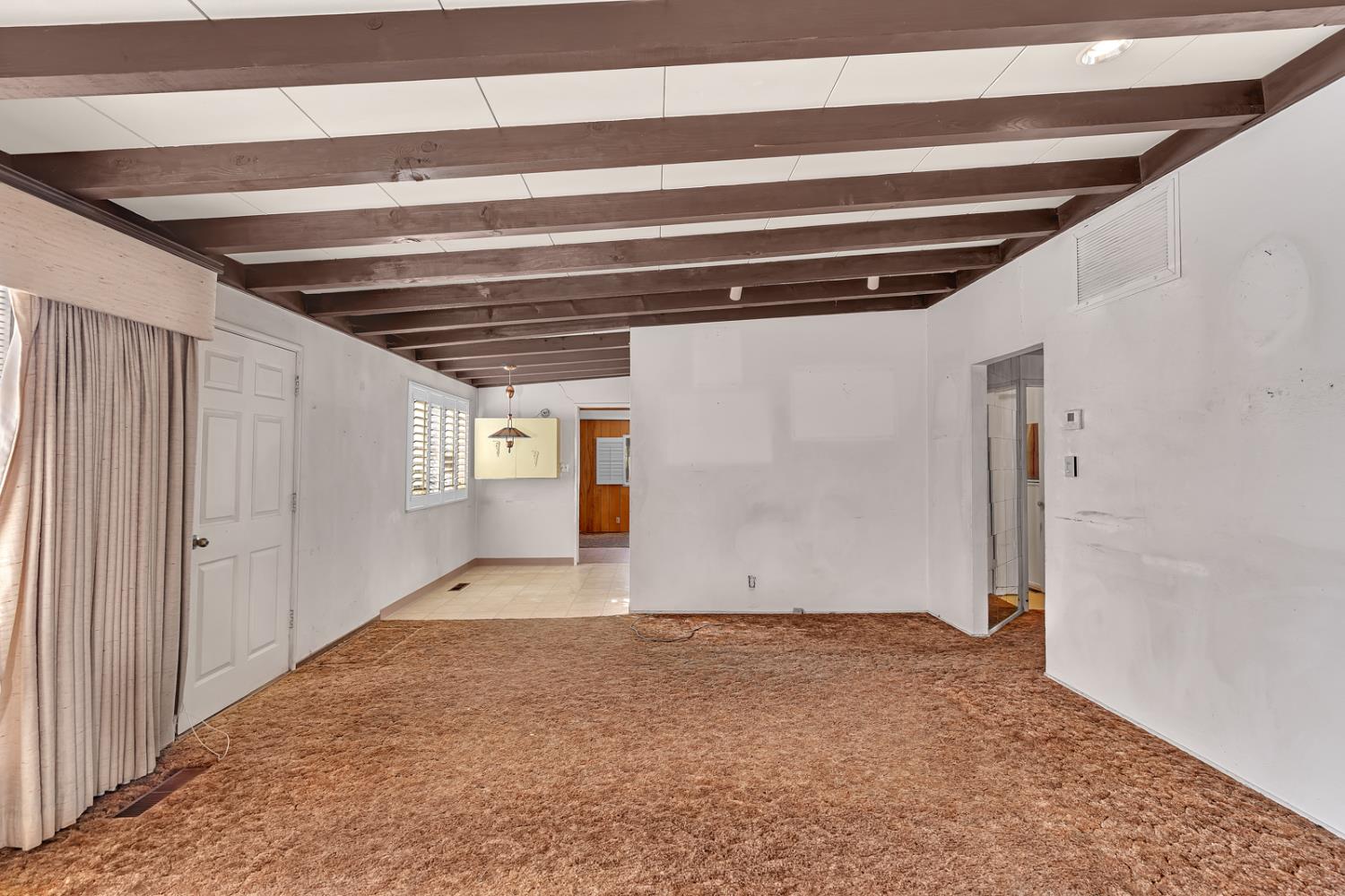 841 Pennsylvania Ave, Los Banos, CA 93635