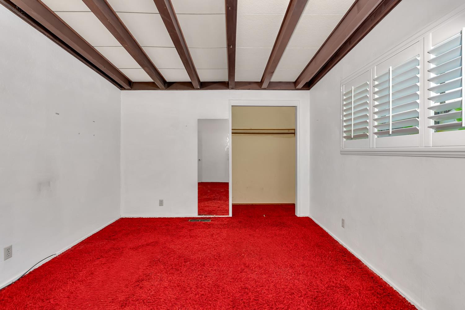 841 Pennsylvania Ave, Los Banos, CA 93635