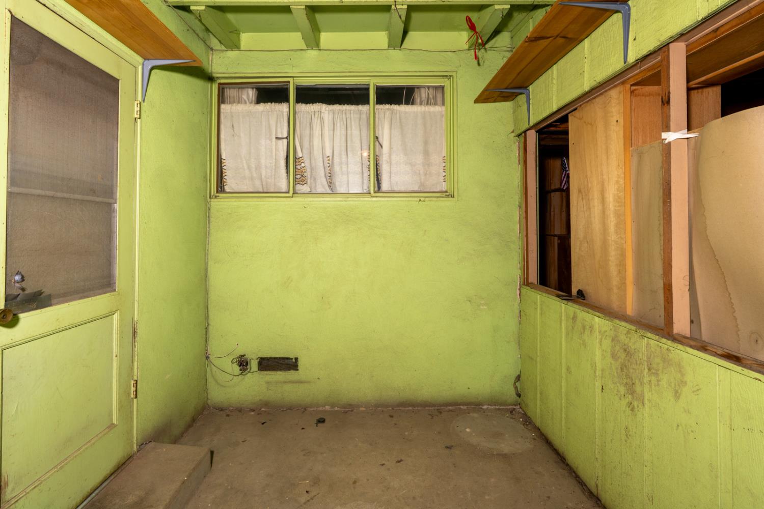 841 Pennsylvania Ave, Los Banos, CA 93635