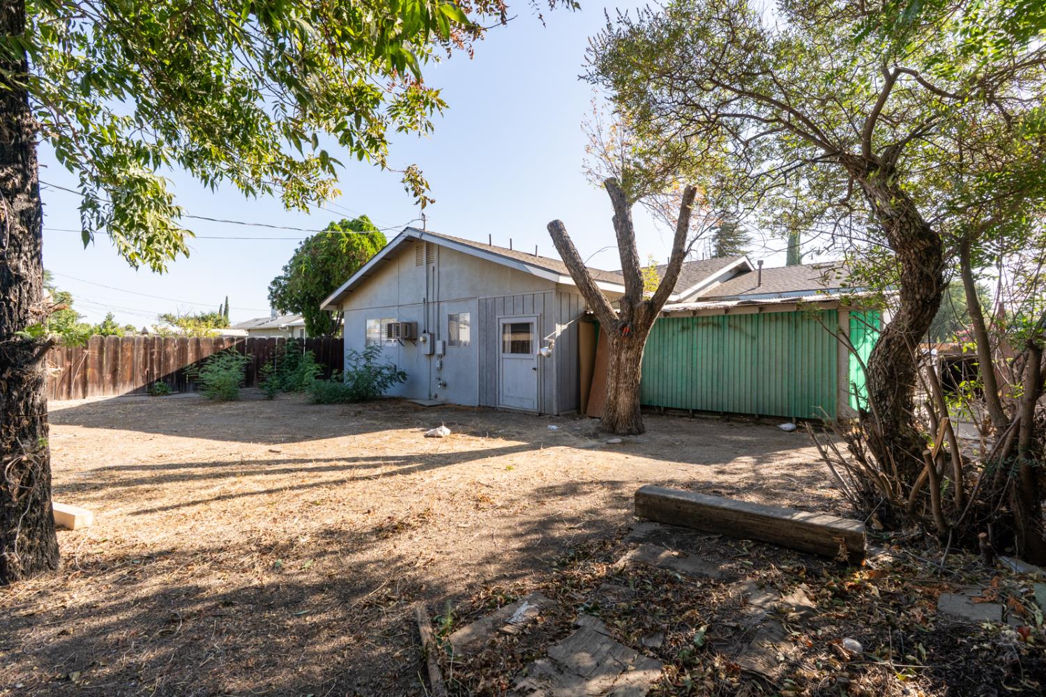 841 Pennsylvania Ave, Los Banos, CA 93635