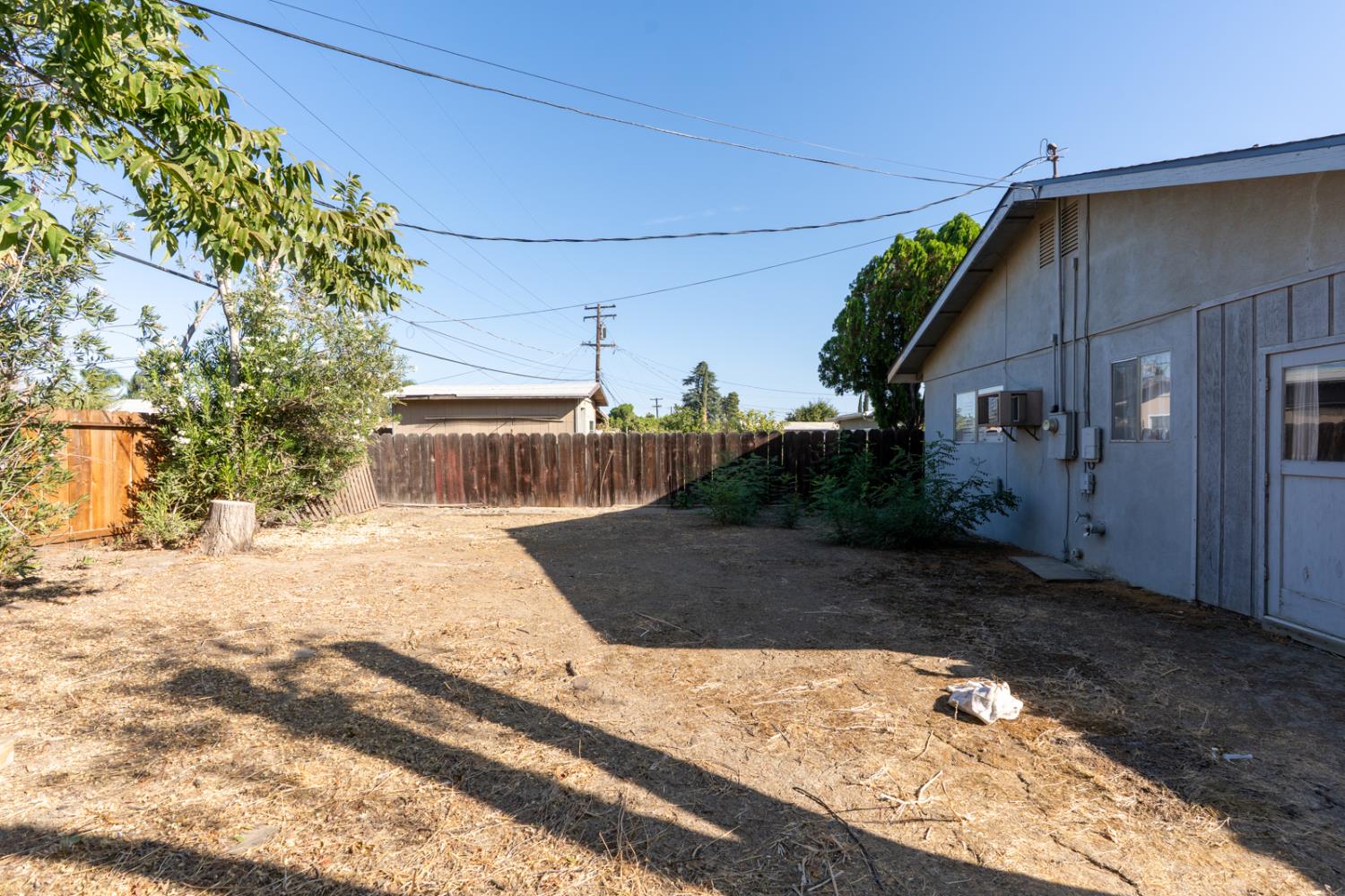 841 Pennsylvania Ave, Los Banos, CA 93635