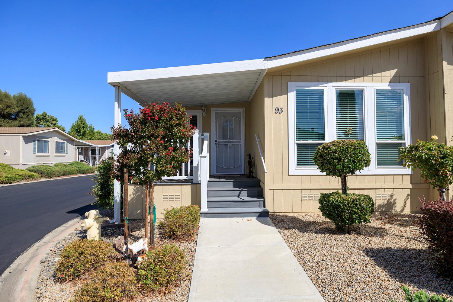 1500 Held Dr #93, Modesto, CA 95355