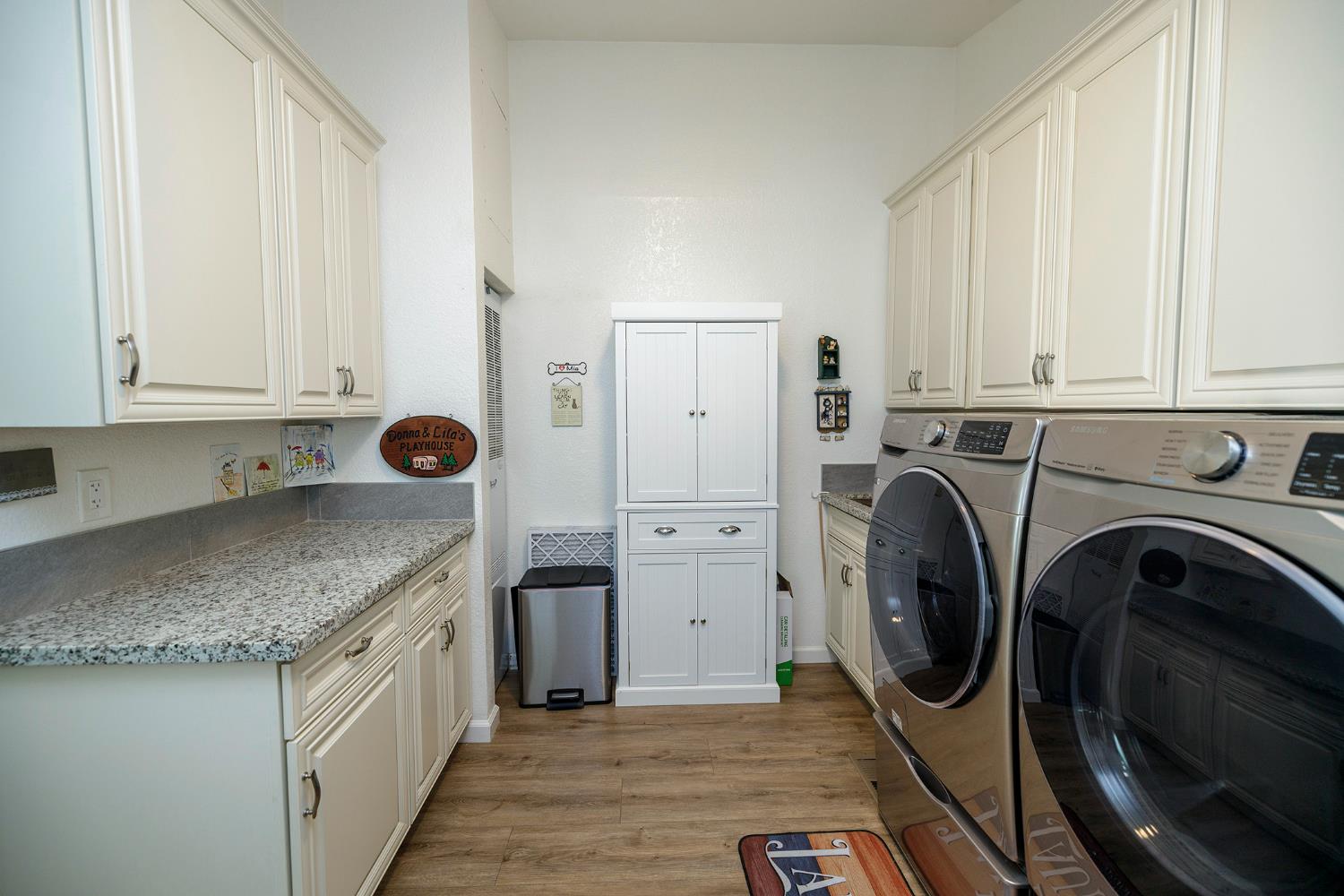 1500 Held Dr #93, Modesto, CA 95355