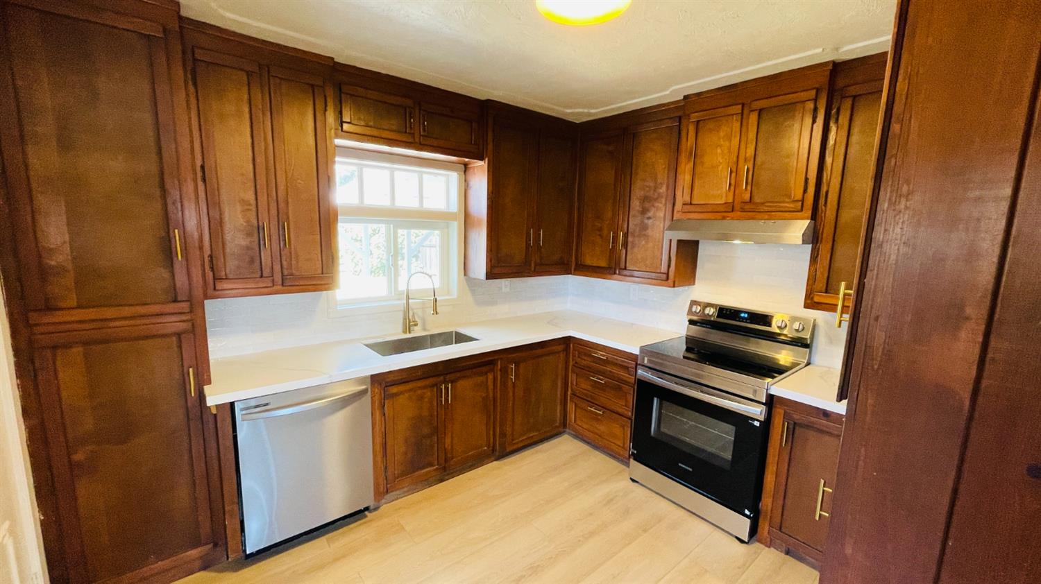 1431 Sunrise, Modesto, CA 95350