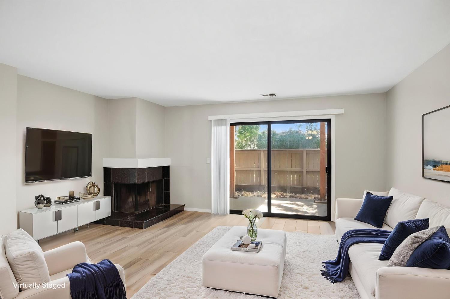 3424 Vintage Dr #153, Modesto, CA 95356