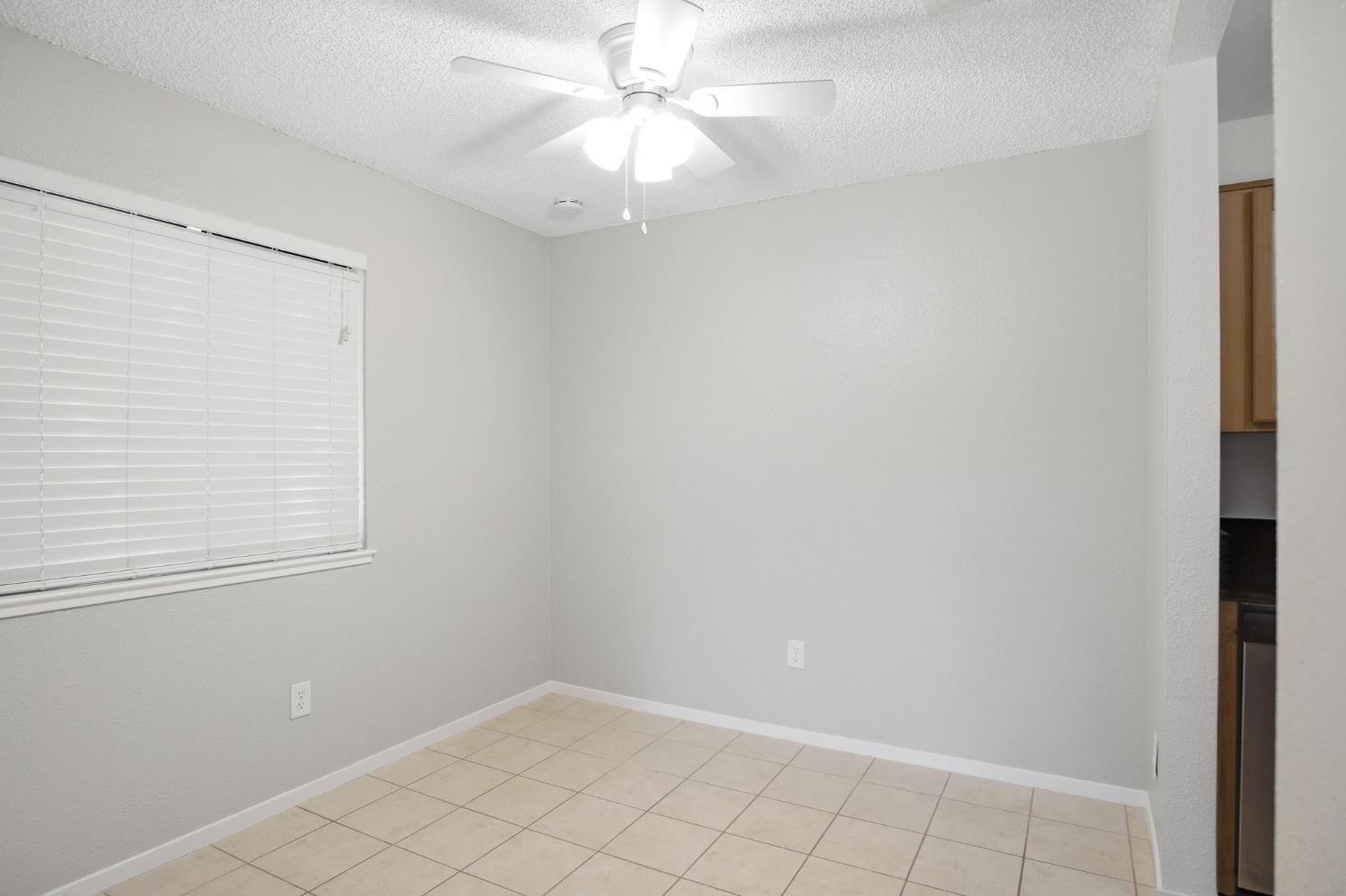 3424 Vintage Dr #153, Modesto, CA 95356