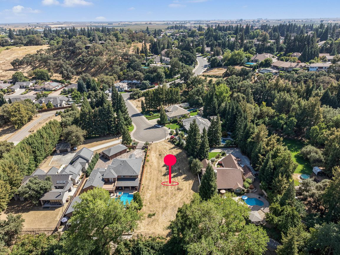 10019 River Ranch Ct, Oakdale, CA 95361