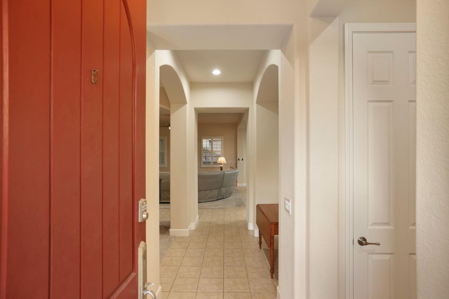 1007 Hickory Hollow St, Manteca, CA 95336