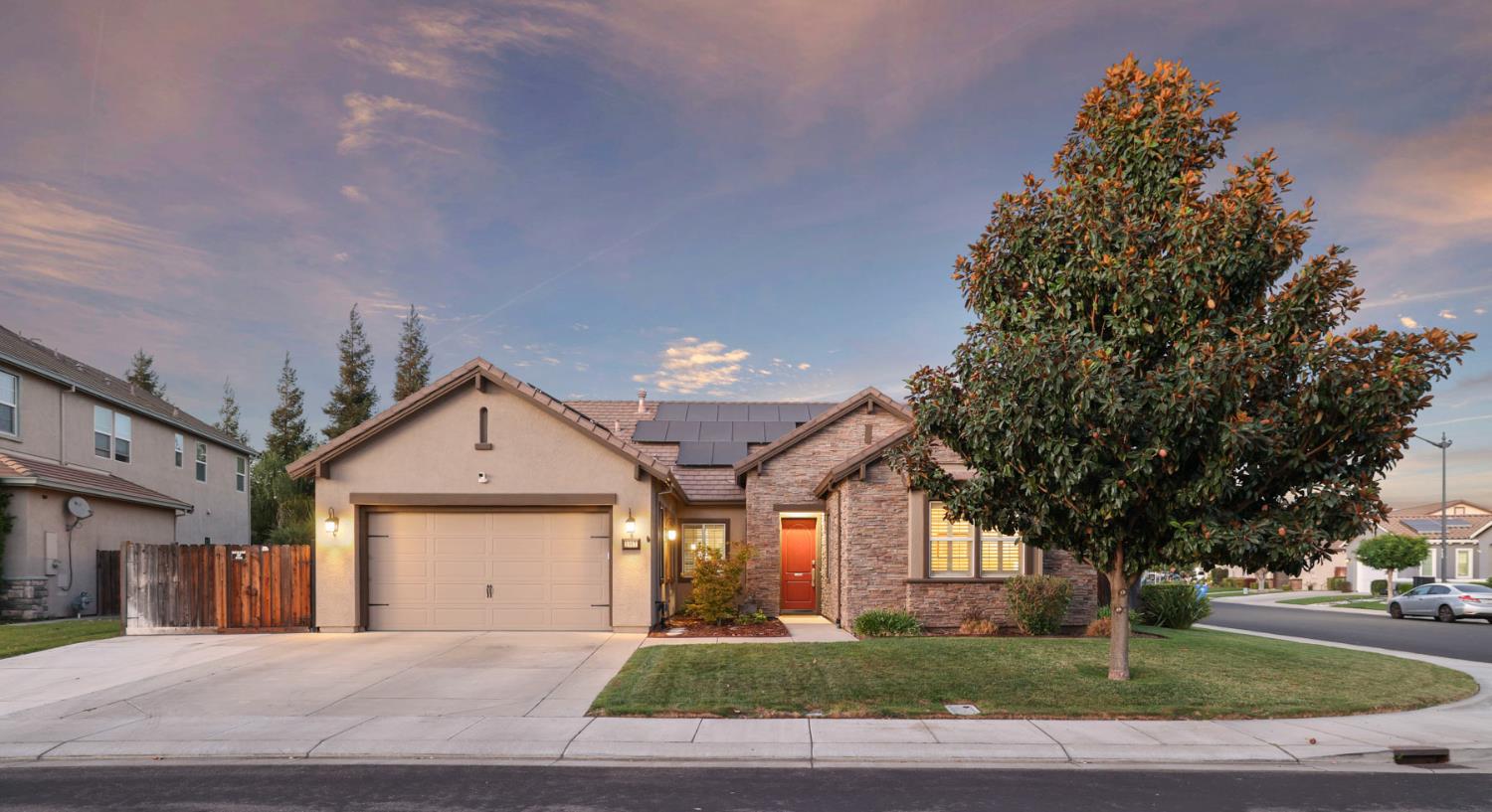 1007 Hickory Hollow St, Manteca, CA 95336
