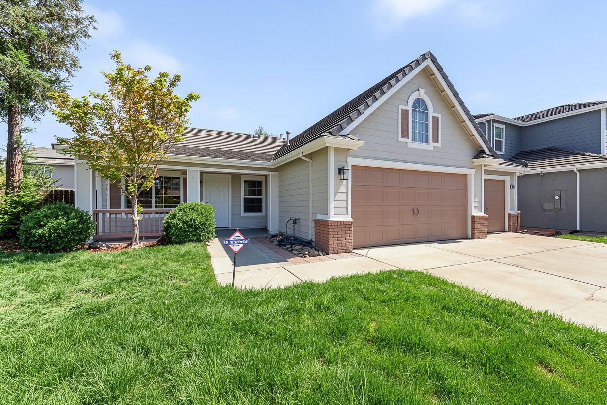 5456 Homewood Way, Riverbank, CA 95367