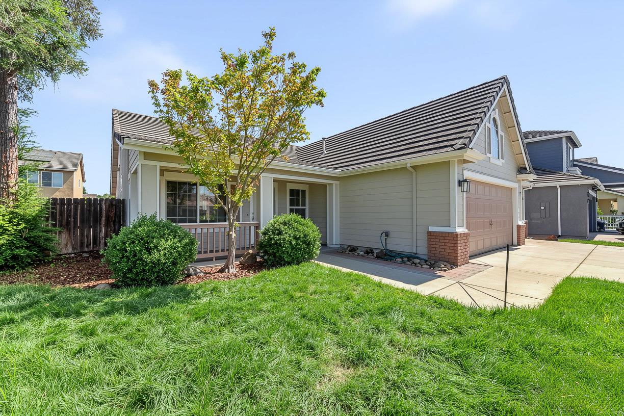 5456 Homewood Way, Riverbank, CA 95367