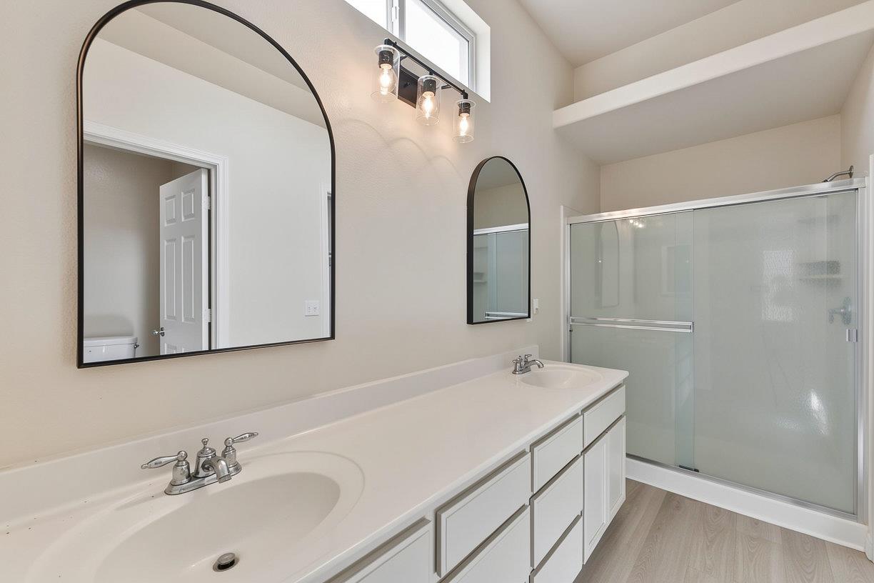 5456 Homewood Way, Riverbank, CA 95367