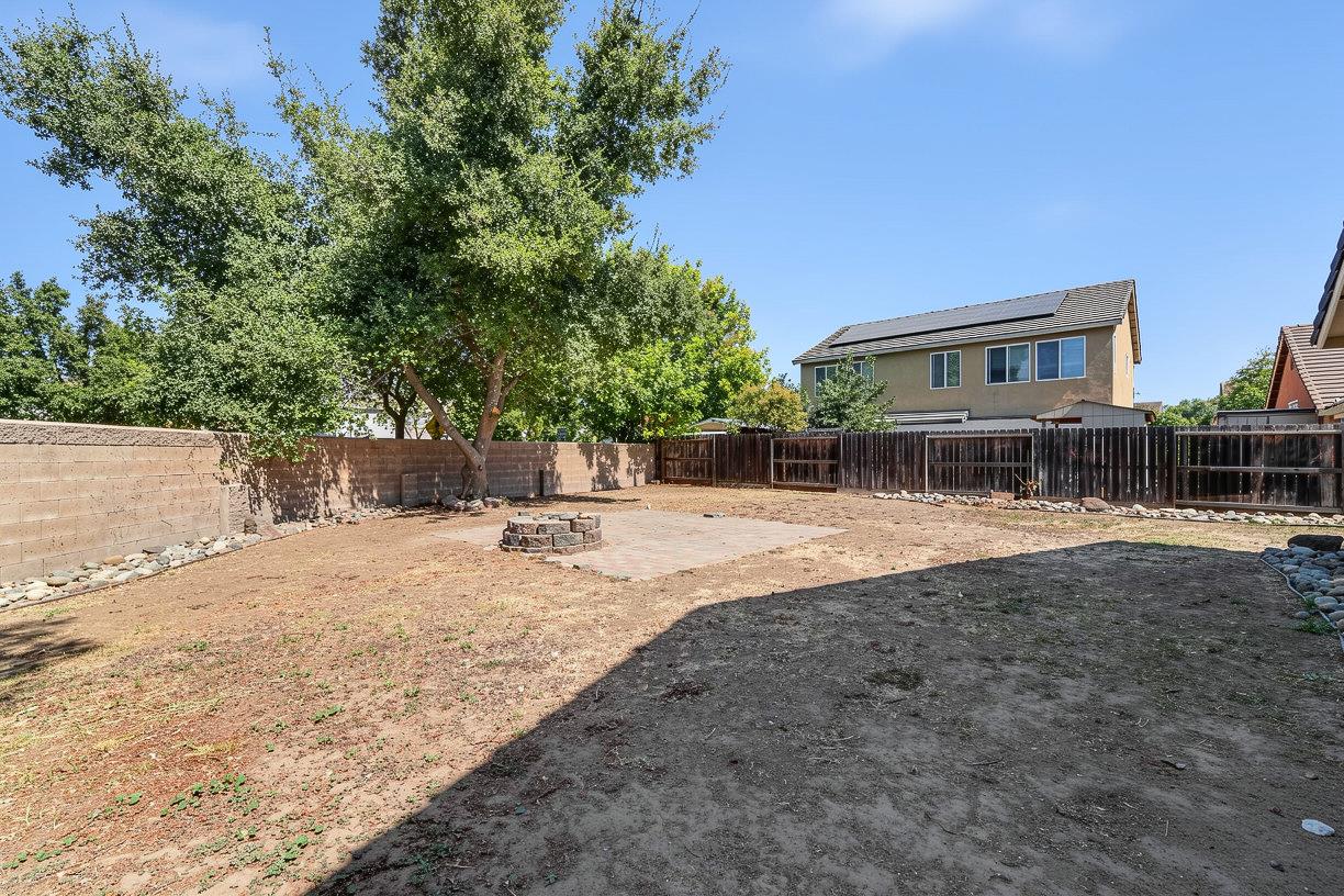 5456 Homewood Way, Riverbank, CA 95367
