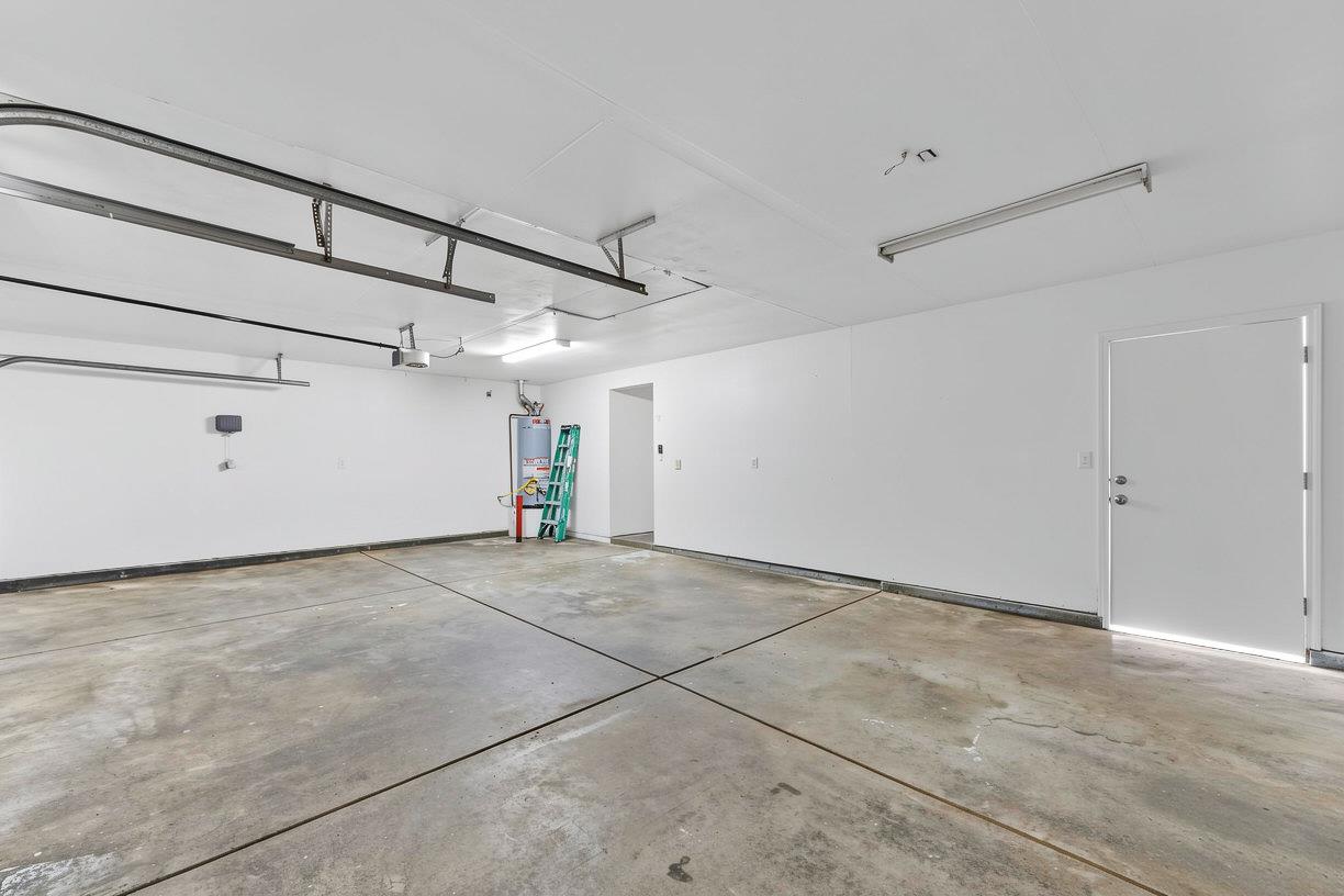 5456 Homewood Way, Riverbank, CA 95367