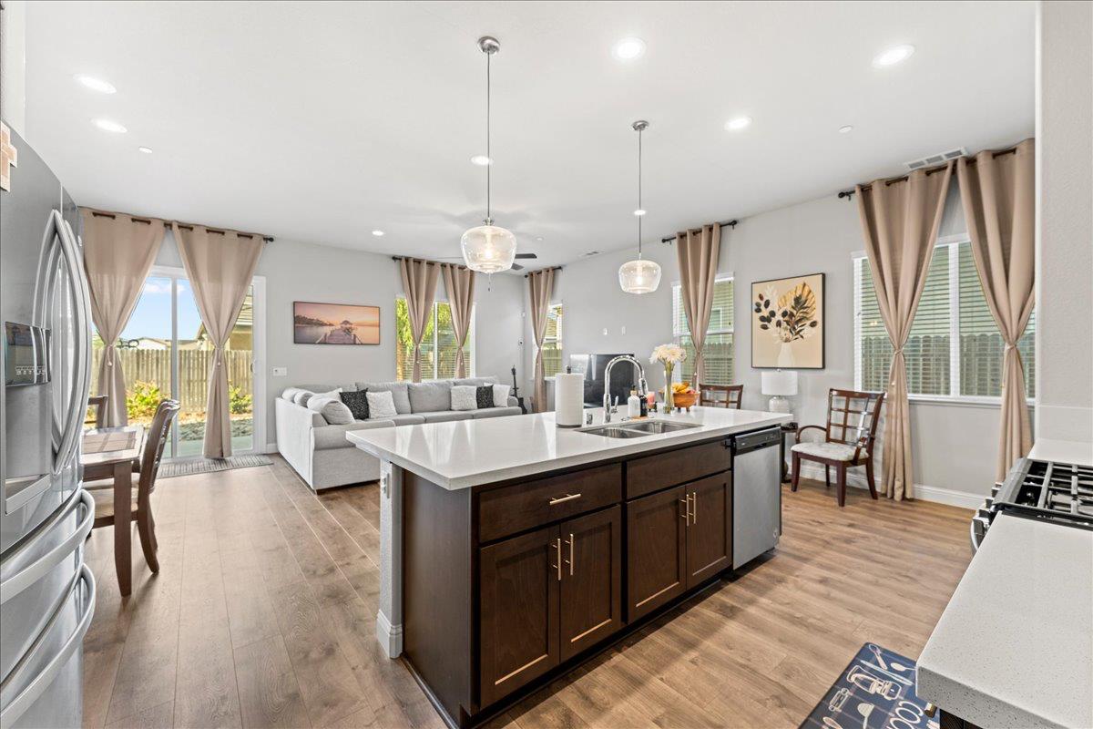 1409 Peach, Manteca, CA 95337