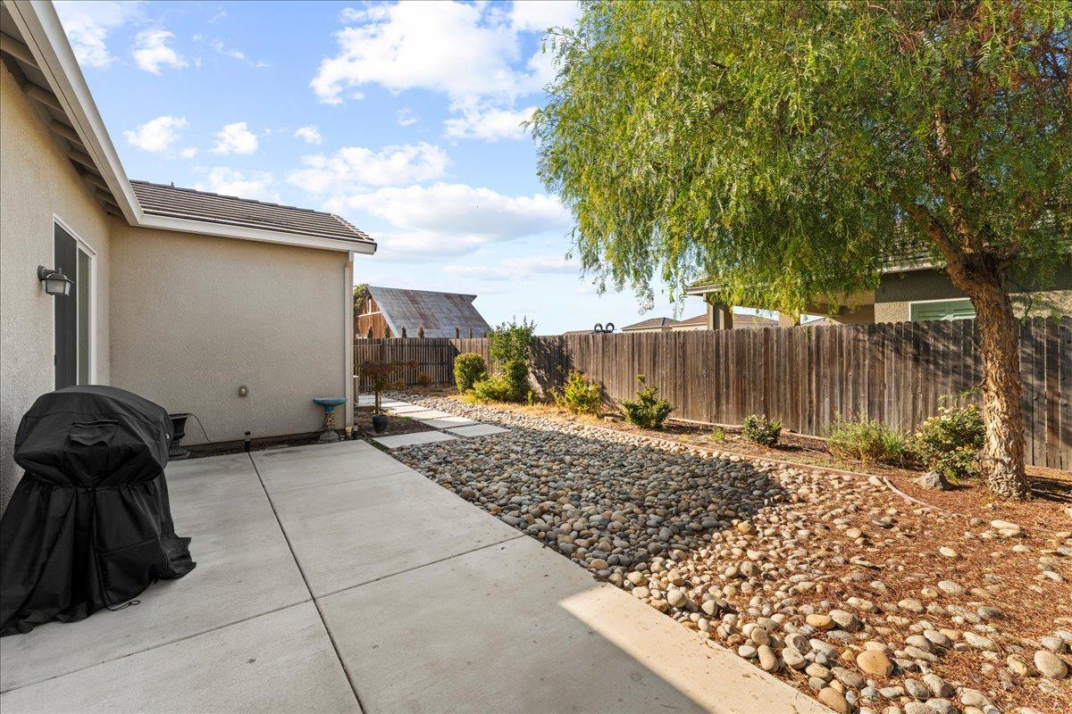 1409 Peach, Manteca, CA 95337