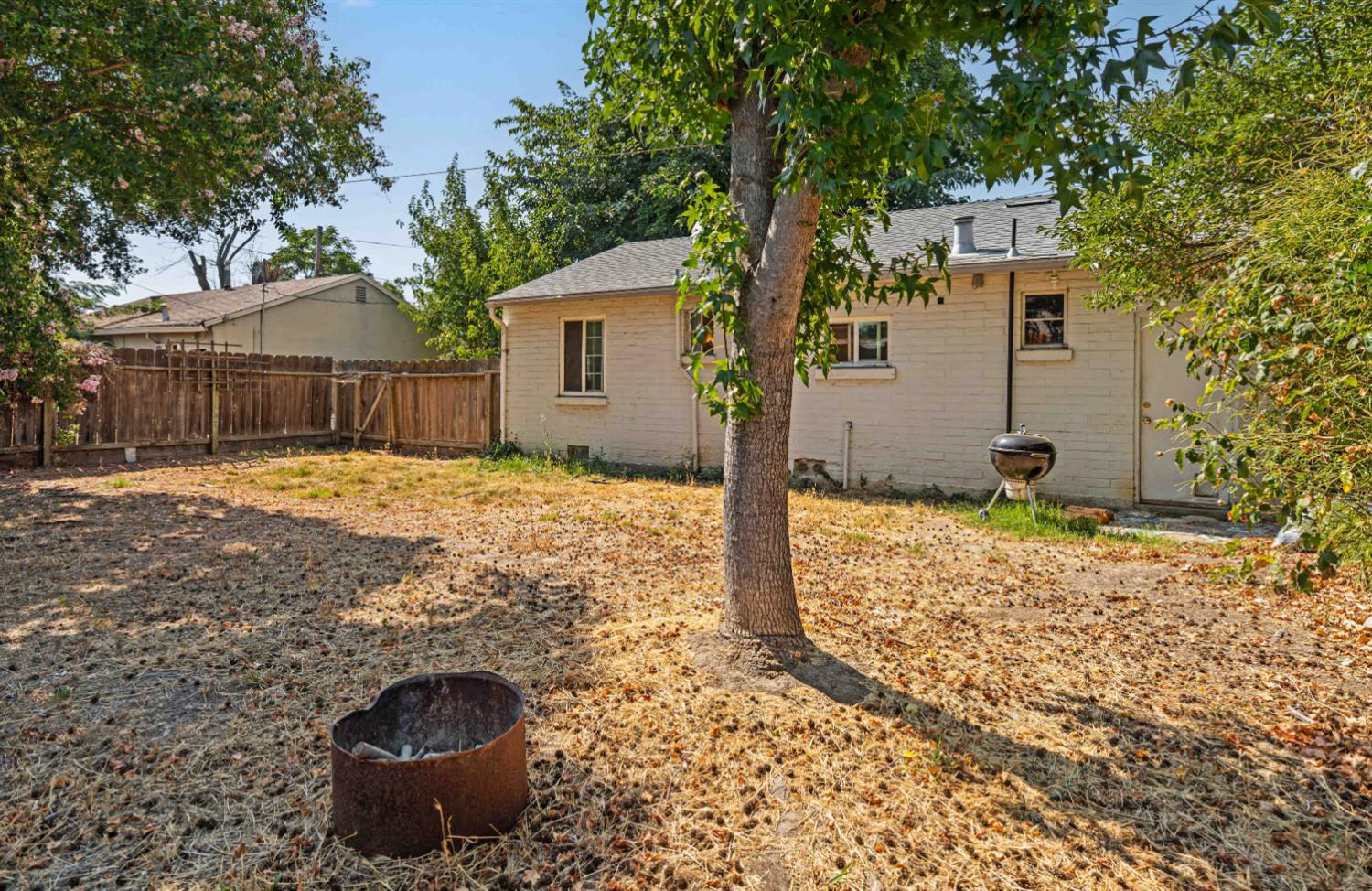 1121 El Vecino Ct, Modesto, CA 95350