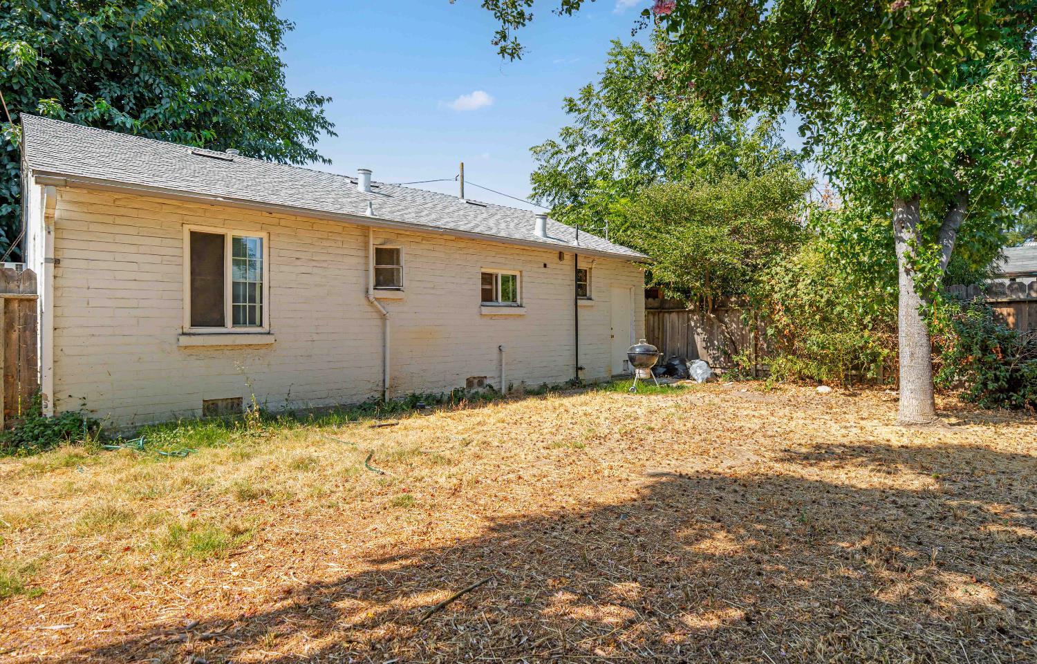 1121 El Vecino Ct, Modesto, CA 95350
