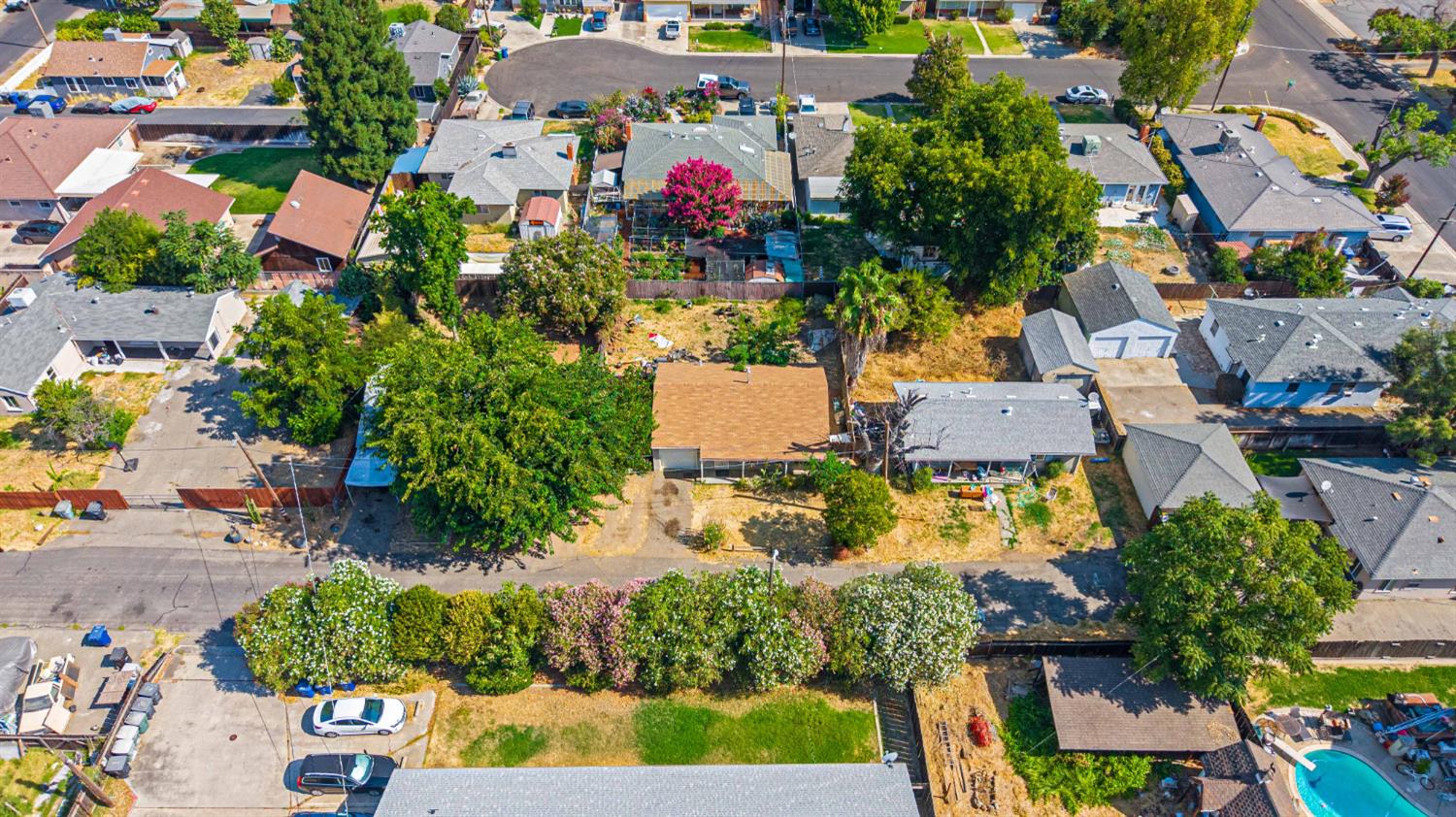 1121 El Vecino Ct, Modesto, CA 95350