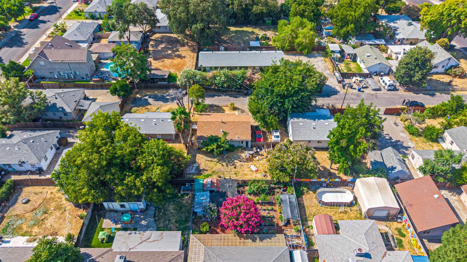 1121 El Vecino Ct, Modesto, CA 95350