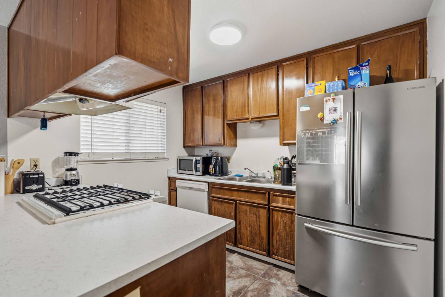 3720 Bridgeford Ln, Modesto, CA 95356