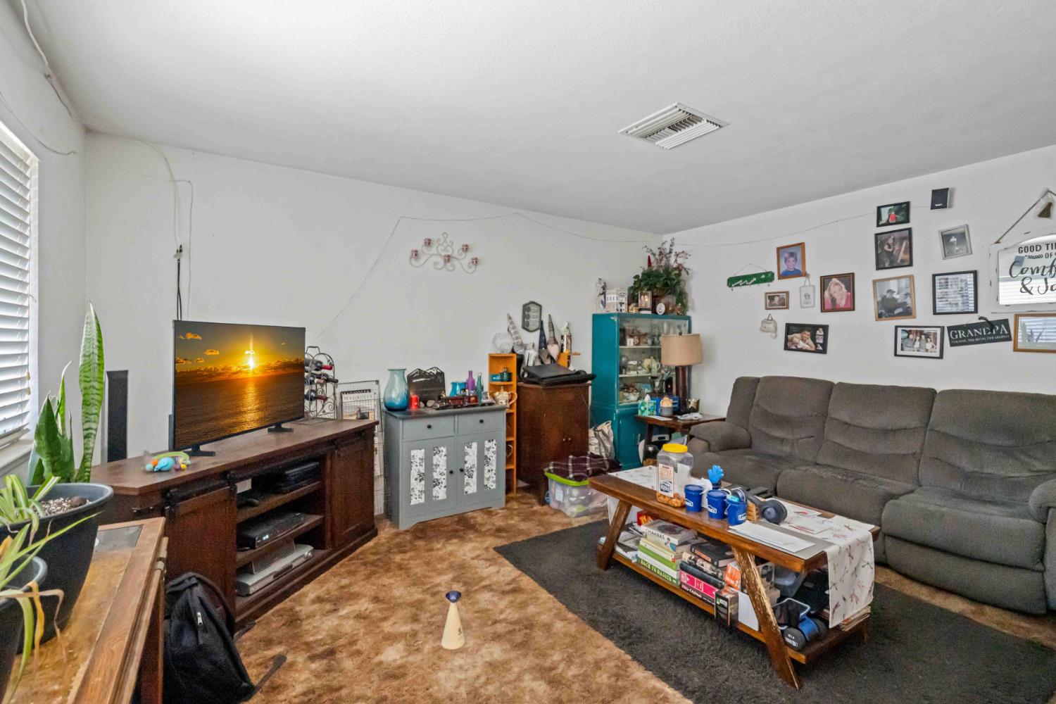 3720 Bridgeford Ln, Modesto, CA 95356