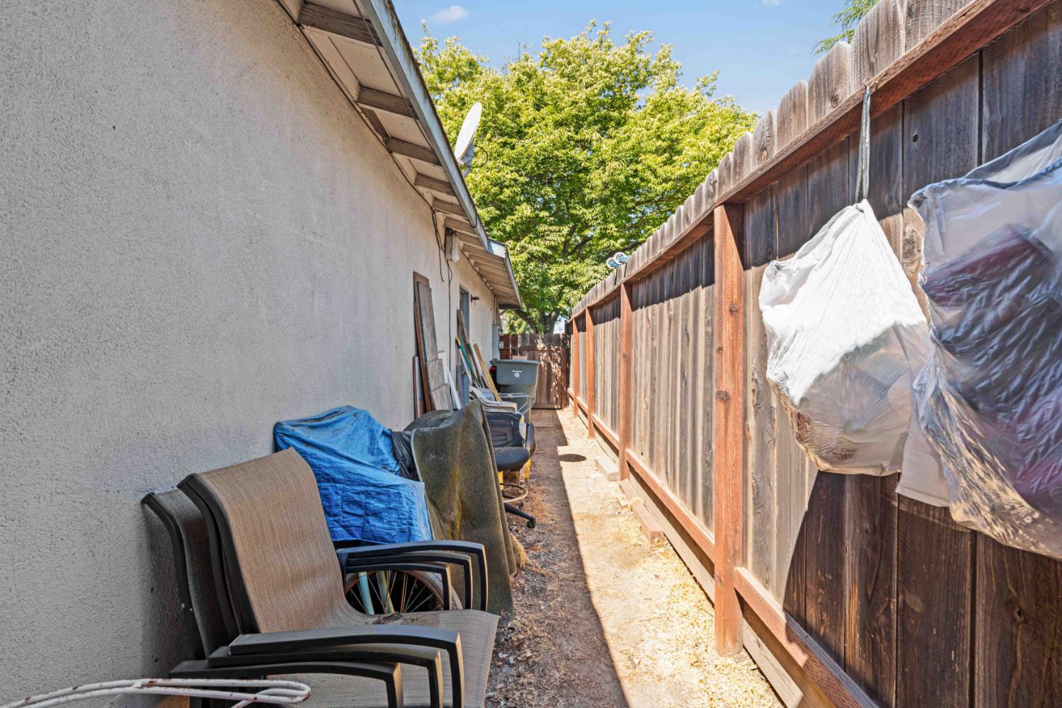 3720 Bridgeford Ln, Modesto, CA 95356