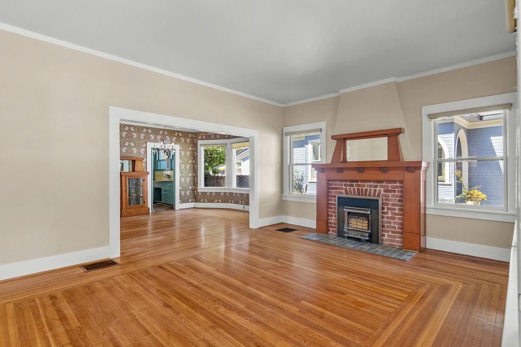 119 Park Ave, Modesto, CA 95354