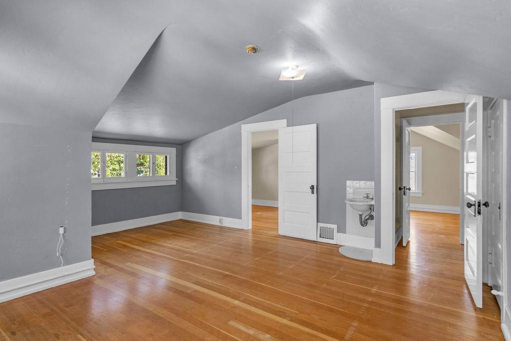119 Park Ave, Modesto, CA 95354
