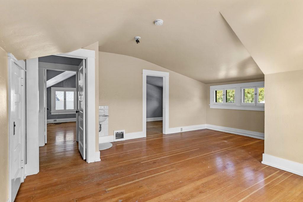 119 Park Ave, Modesto, CA 95354