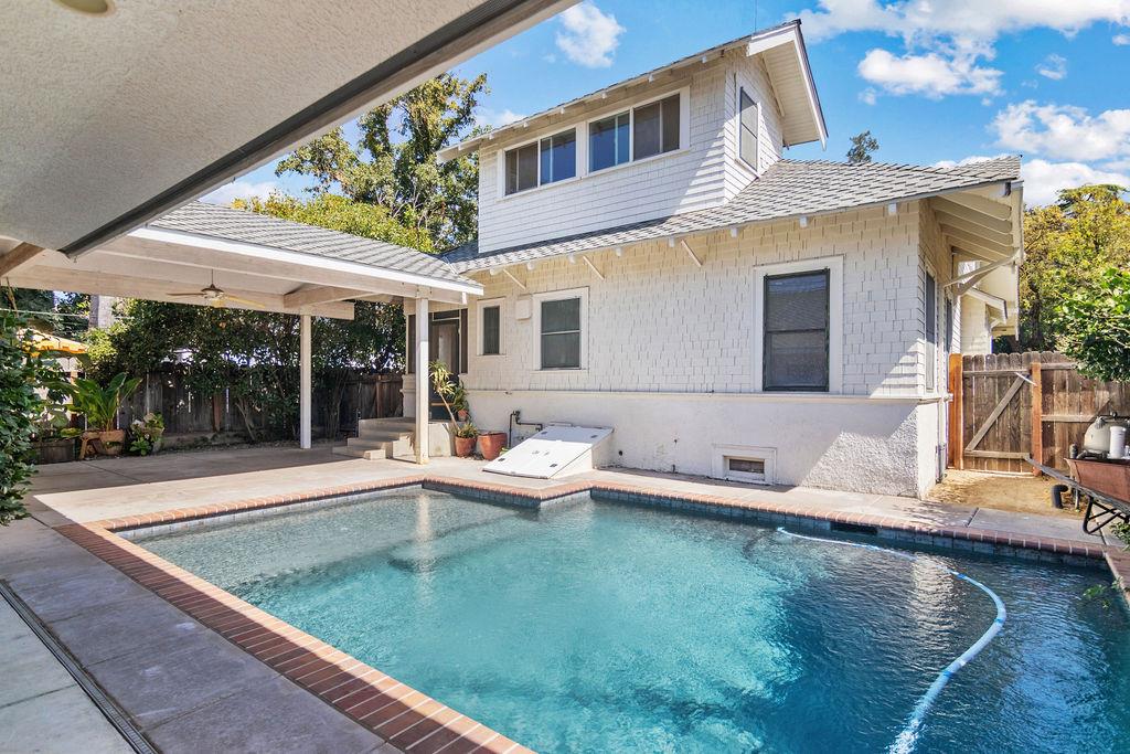 119 Park Ave, Modesto, CA 95354