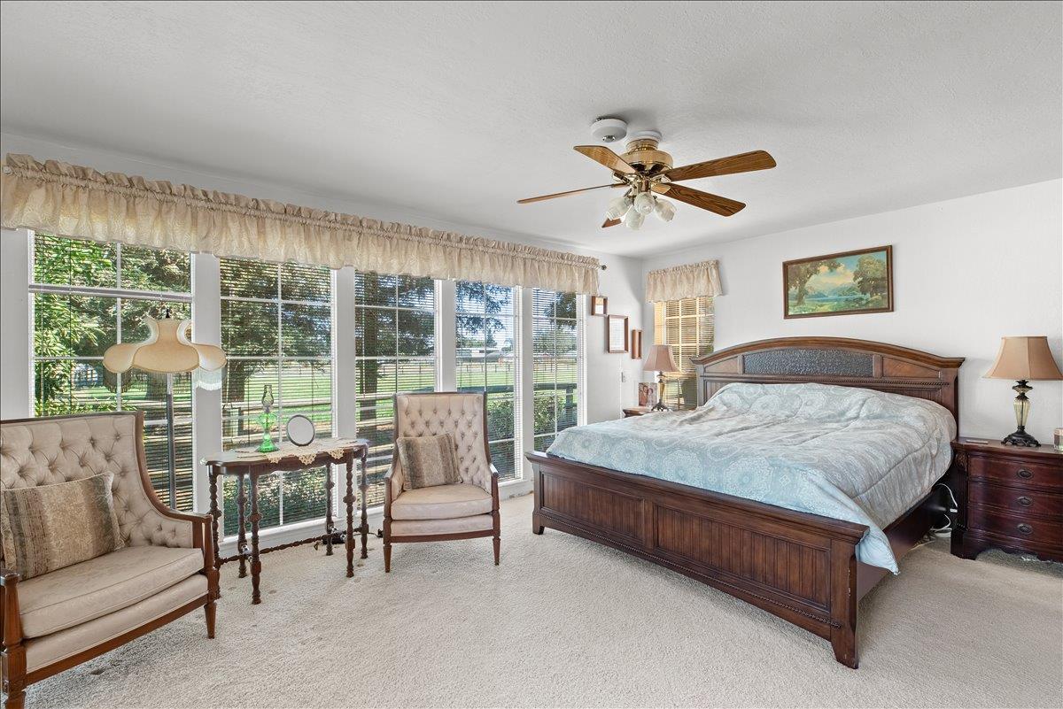 6837 Eleanor Rd, Oakdale, CA 95361