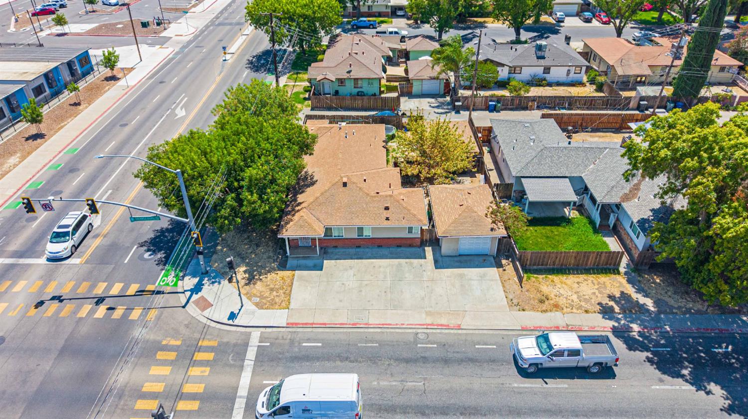 1335 Tully Rd, Modesto, CA 95350