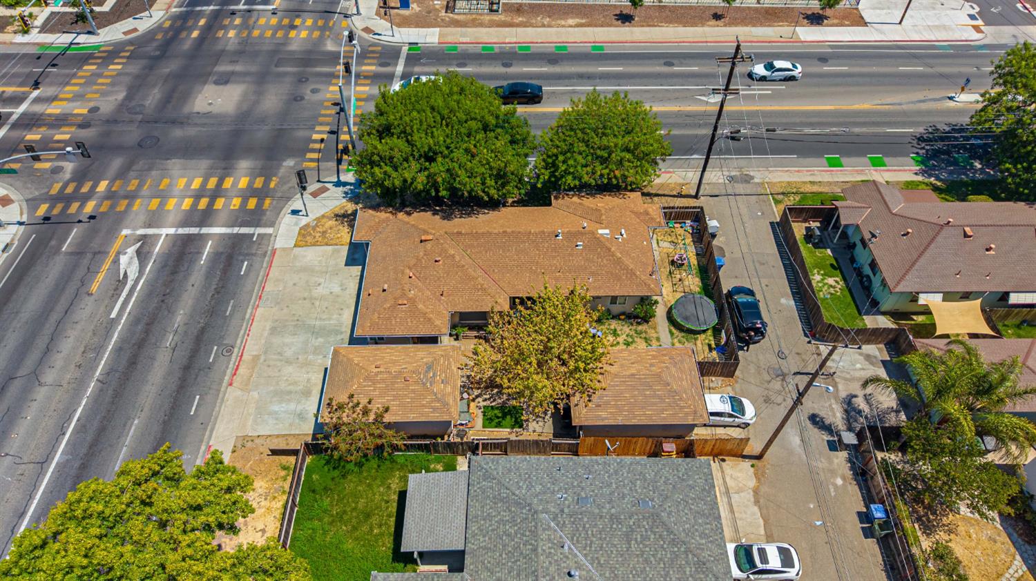 1335 Tully Rd, Modesto, CA 95350