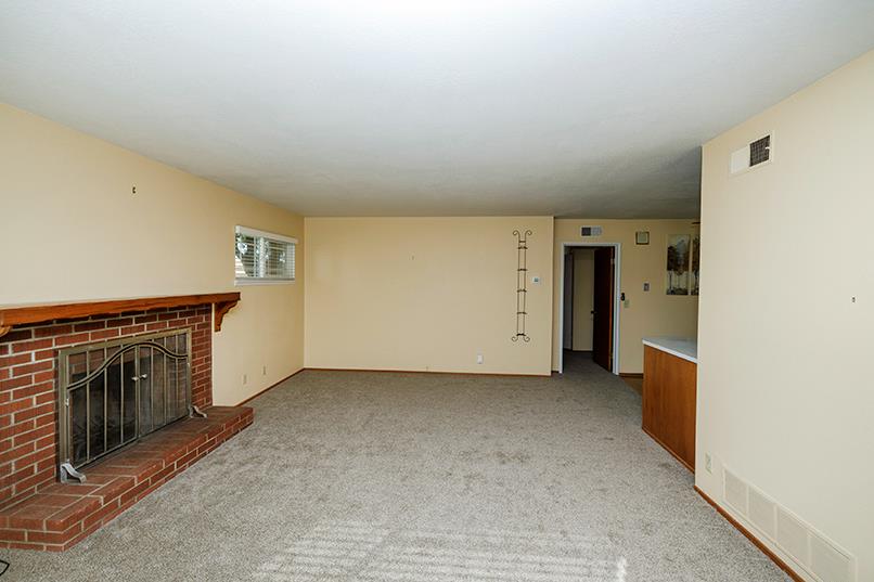 1937 Mulberry Way, Hughson, CA 95326