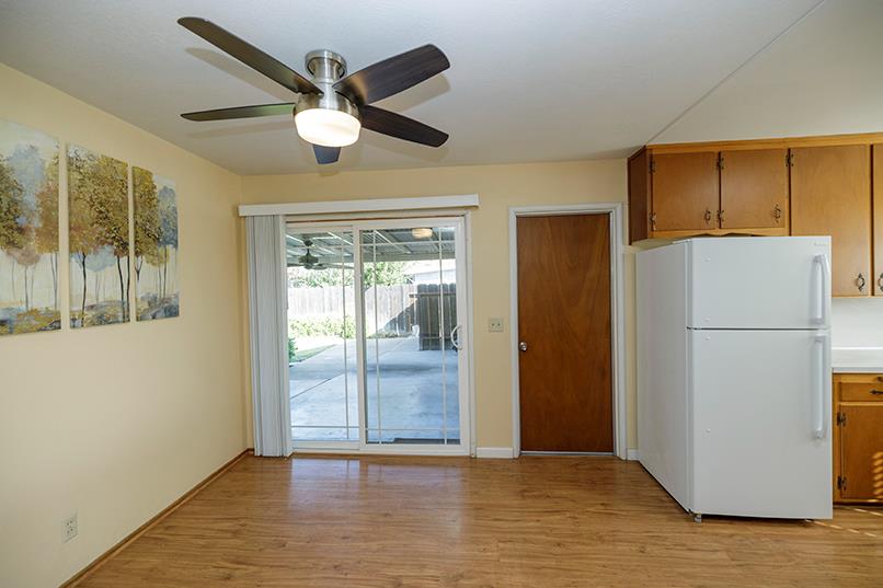 1937 Mulberry Way, Hughson, CA 95326