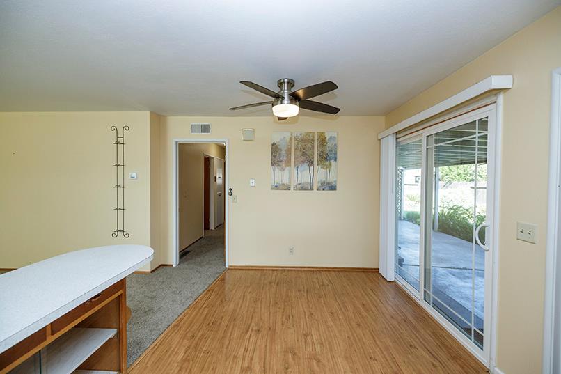 1937 Mulberry Way, Hughson, CA 95326