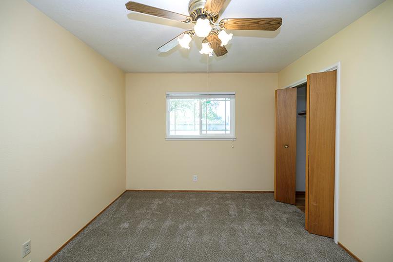 1937 Mulberry Way, Hughson, CA 95326